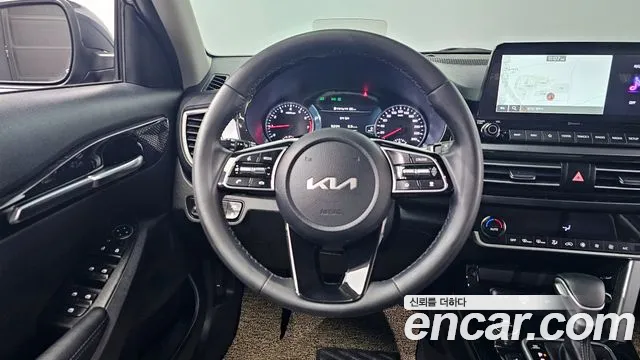 Kia Seltos 2022 Серый из Кореи, фото 4