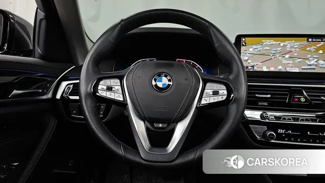 BMW 5 Series (G30) 2023 Серый из Кореи, фото 4