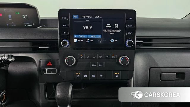 Hyundai Staria 2022 Белый из Кореи, фото 4