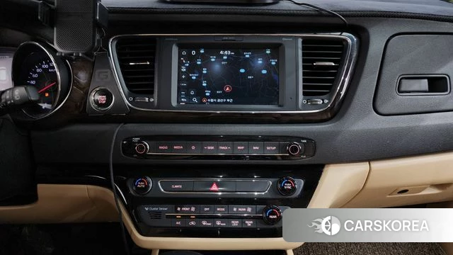 Kia The New Carnival 2018 Белый из Кореи, фото 4