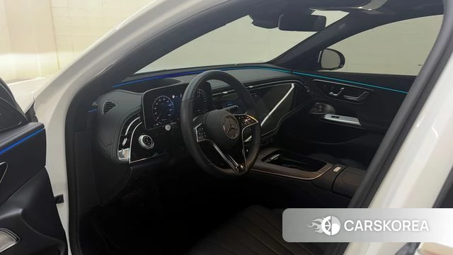Mercedes-Benz E-Class W214 2025 Белый из Кореи, фото 4
