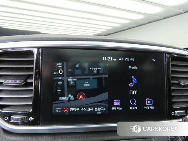 Kia Sportage The Bold 2021 Белый из Кореи, фото 4