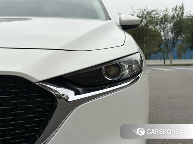 Mazda 3 Angkesaila 2021 Белый из Китая, фото 4