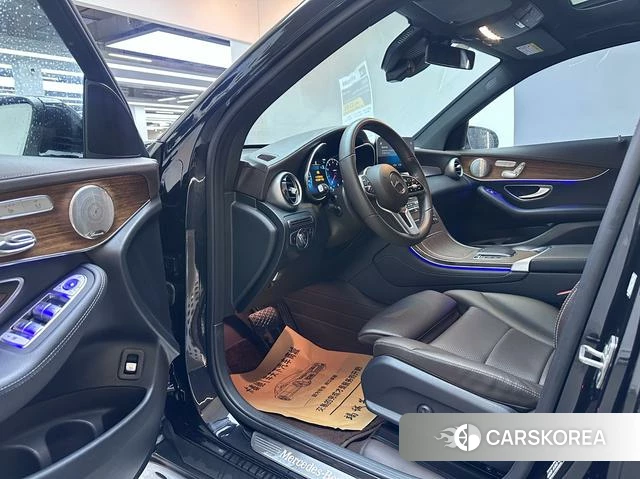 Mercedes-Benz GLC 2021 Черный из Китая, фото 4