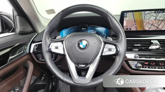 BMW 5 Series (G30) 2021 Серый из Кореи, фото 4