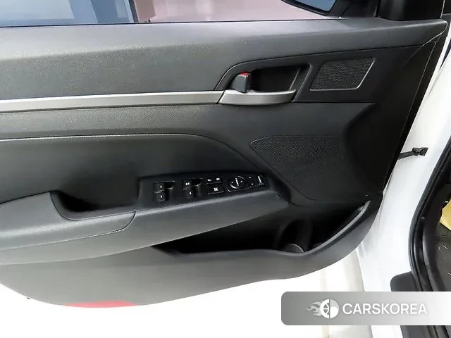 Hyundai Avante AD 2018 Белый из Кореи, фото 4