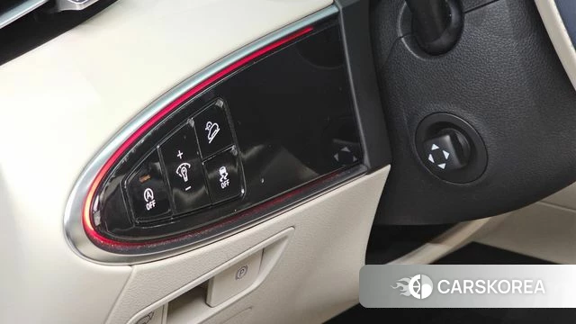 Genesis GV70 2024 Серебристо-серый из Кореи, фото 4
