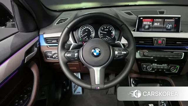 BMW X1 (F48) 2021 Черный из Кореи, фото 4