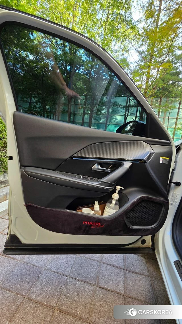 Peugeot e-2008 second generation 2022 Белый из Кореи, фото 4