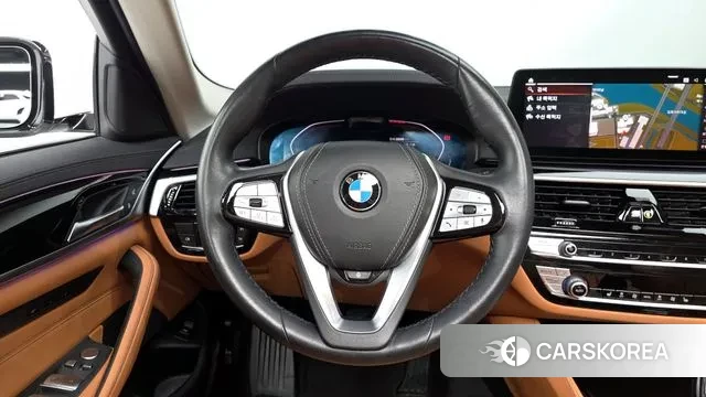 BMW 5 Series (G30) 2021 Белый из Кореи, фото 4