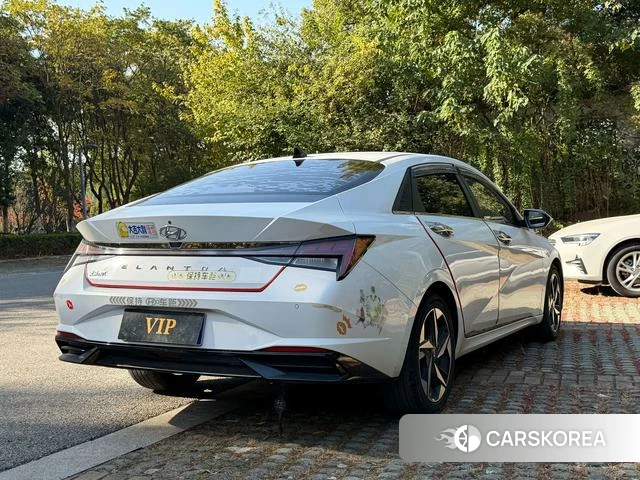 Hyundai Elantra 2021 Белый из Китая, фото 4