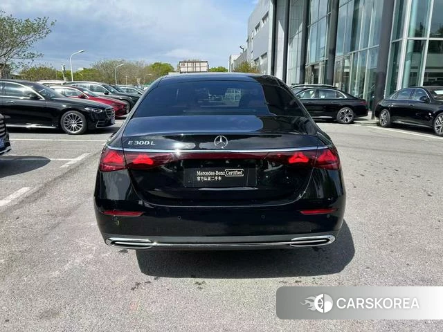 Mercedes-Benz E-class id 3993469 из Китая 4