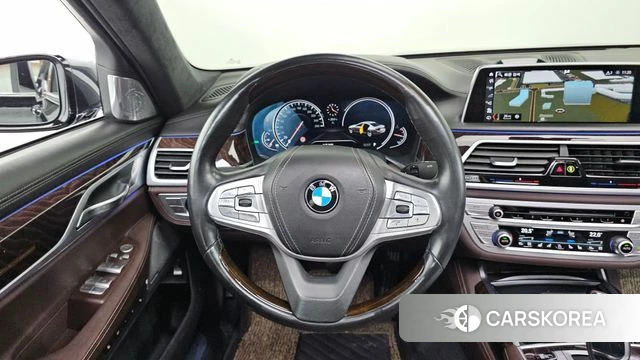 BMW 7 Series (G11) 2018 Черный из Кореи, фото 4