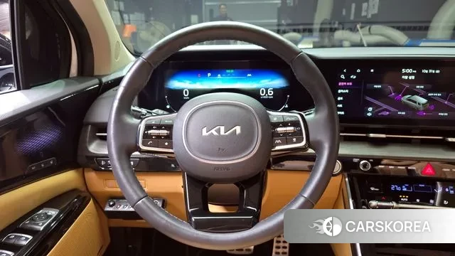 Kia Carnival 4th generation 2023 Белый из Кореи, фото 4
