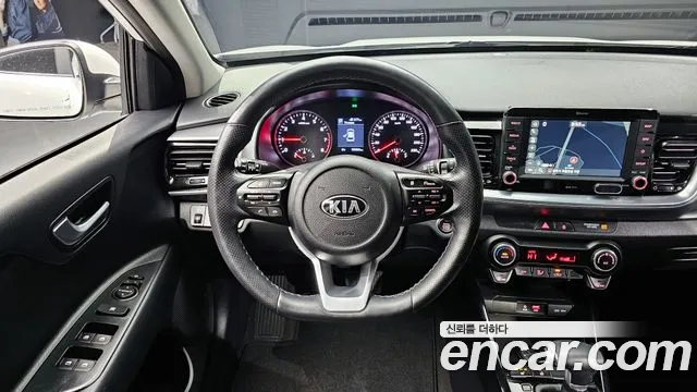 Kia Stonic id 2449757 из Кореи 4