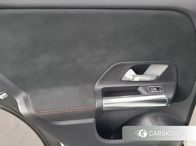 Mercedes-Benz GLA - Class H247 2021 Белый из Кореи, фото 4