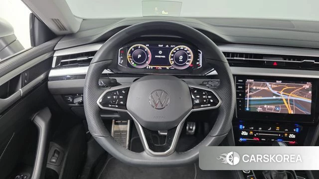 Volkswagen Arteon 2023 Белый из Кореи, фото 4