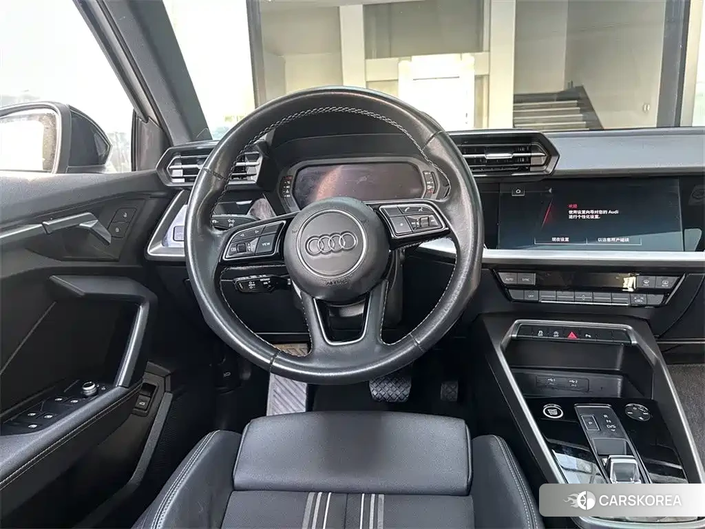 Audi A3 2023 Белый из Китая, фото 4