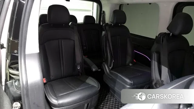 Hyundai Staria 2022 Черный из Кореи, фото 4