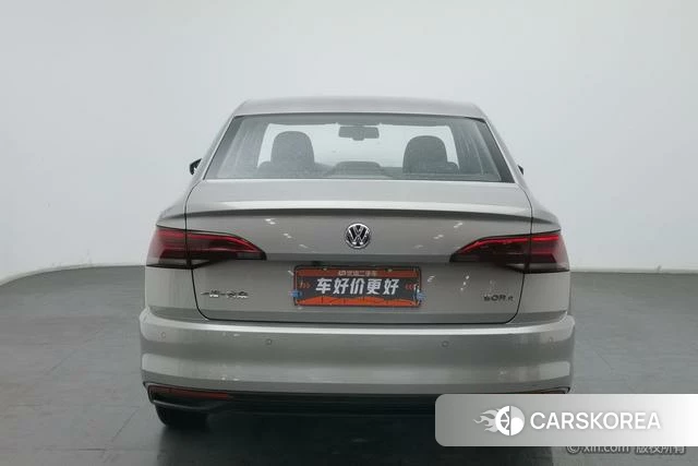 Volkswagen Bora 2020 Коричневый из Китая, фото 4