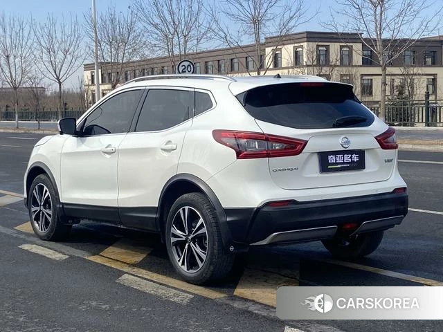 Nissan Qashqai 2022 Белый из Китая, фото 4