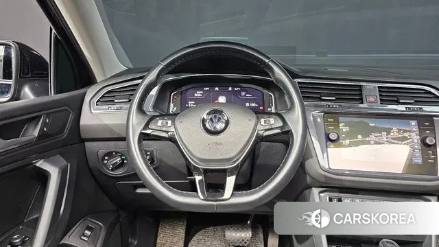 Volkswagen Tiguan Allspace 2020 Черный из Кореи, фото 4