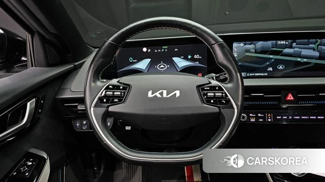 Kia EV6 2022 Серебристо-серый из Кореи, фото 4