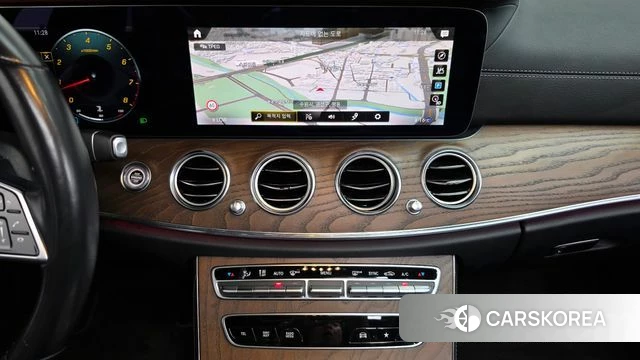 Mercedes-Benz E-Class W213 2020 Черный из Кореи, фото 4