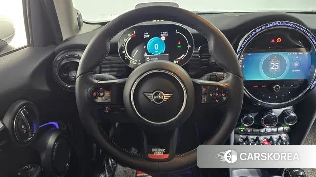 Mini Cooper S 2023 Цвет галактики из Кореи, фото 4