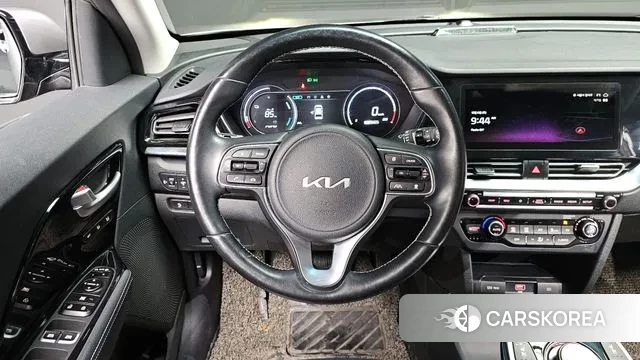 Kia Niro EV 2021 Серебряный из Кореи, фото 4