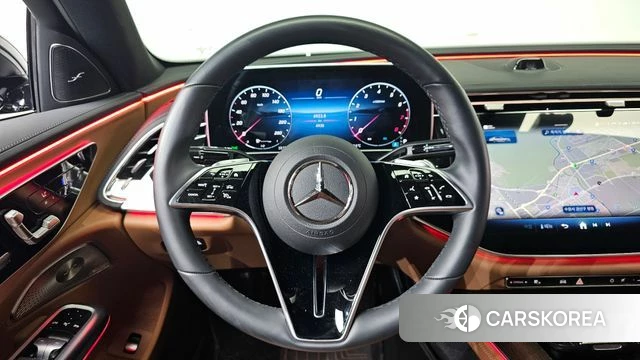 Mercedes-Benz E-Class W214 2024 Черный из Кореи, фото 4