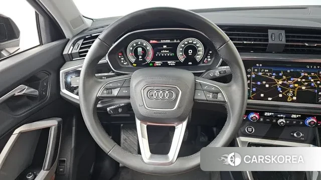 Audi Q3 (F3) 2025 Черный из Кореи, фото 4