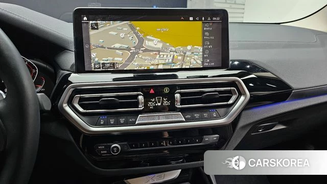 BMW X3 (G01) 2022 Черный из Кореи, фото 4