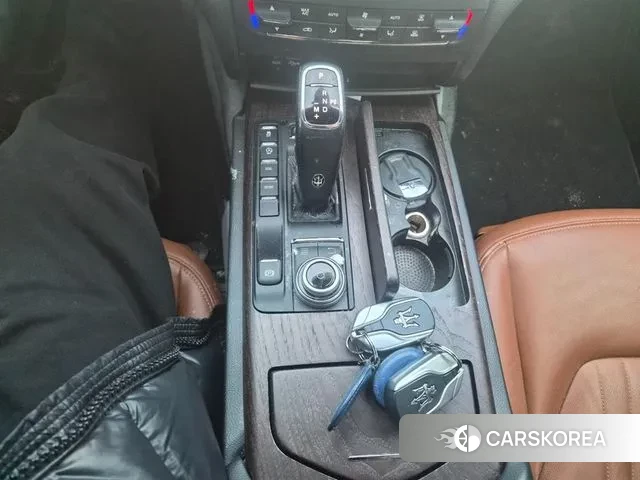 Maserati Ghibli 2020 Серый из Кореи, фото 4