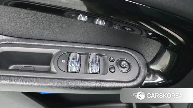 Mini Cooper Countryman 2021 Небесно-голубой из Кореи, фото 4