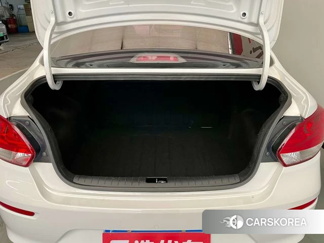 Kia Huanchi 2018 Белый из Китая, фото 4
