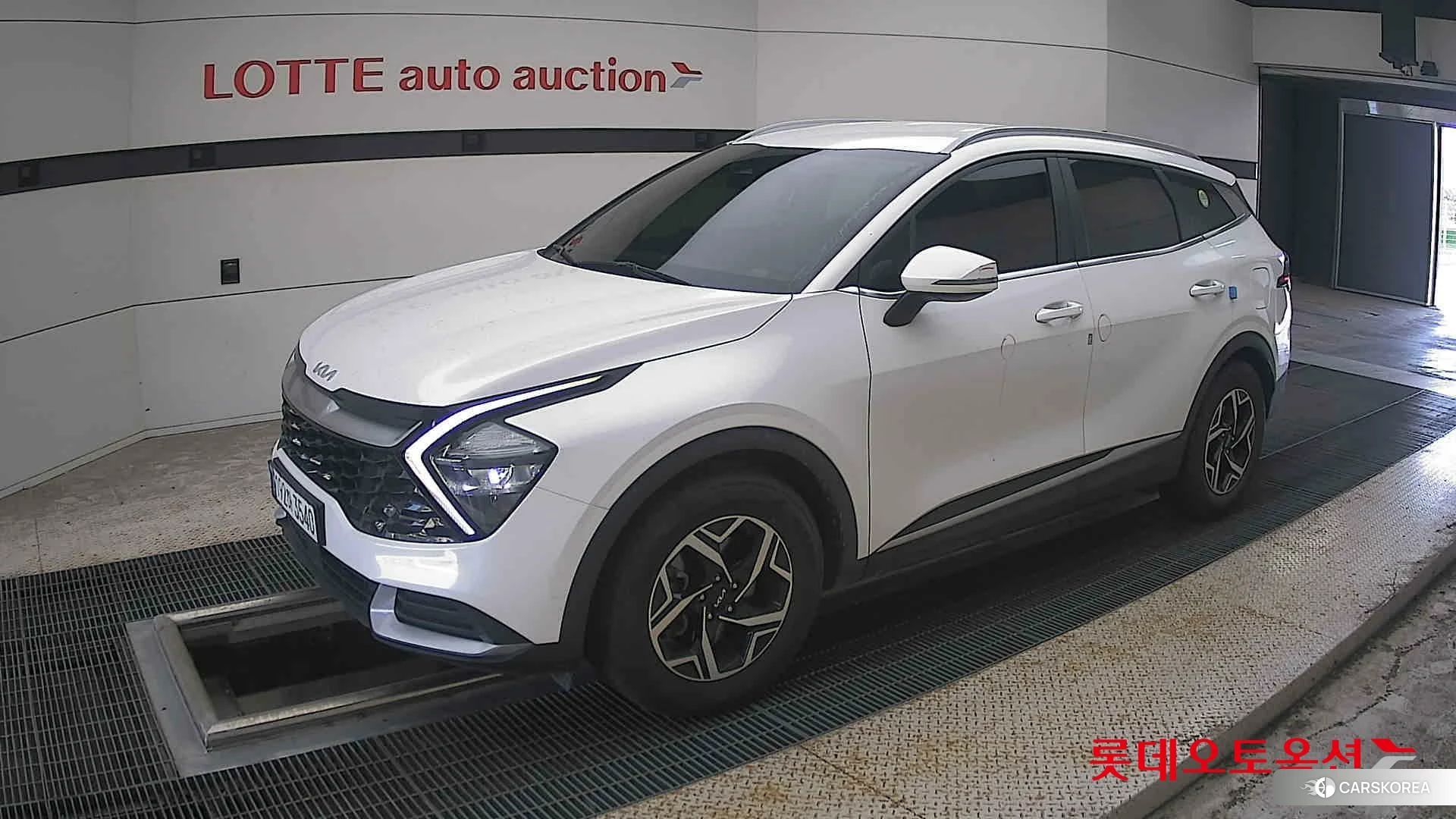 Kia Sportage 2023 Snow White Pearl (optional) из Кореи, фото 4