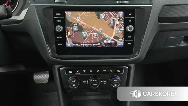 Volkswagen Tiguan second Generation 2020 Белый из Кореи, фото 4