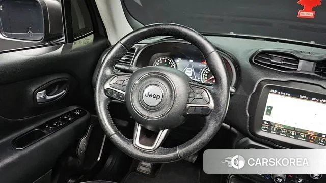 Jeep Renegade id 3302495 из Кореи 4