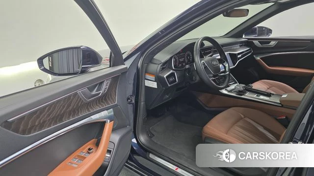 Audi A6 (C8) 2023 Синий из Кореи, фото 4