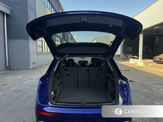 Audi Q5L 2019 Синий из Китая, фото 4