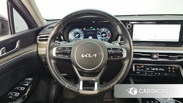 Kia K5 3rd generation 2022 Черный из Кореи, фото 4