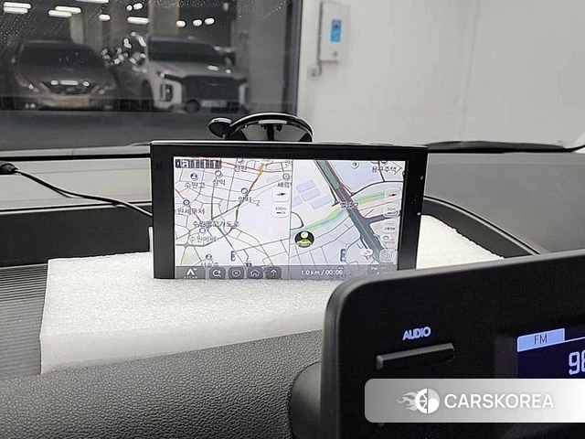 Hyundai Staria 2022 Белый из Кореи, фото 4