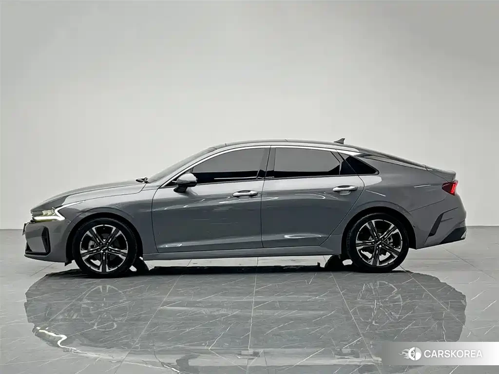 Kia K5 2023 Silver/gray из Китая, фото 4