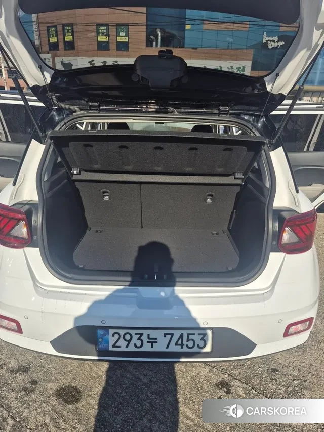 Hyundai Venue 2022 Белый двухцветный из Кореи, фото 4