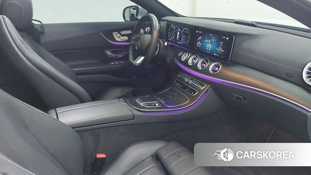 Mercedes-Benz E-Class W213 2022 Белый из Кореи, фото 4