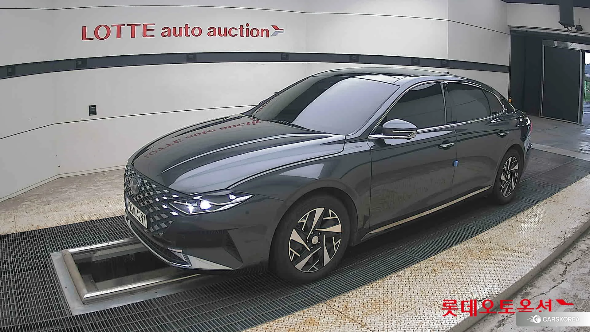Hyundai Grandeur Hybrid 2022 Nocturne Grey Metallic из Кореи, фото 4