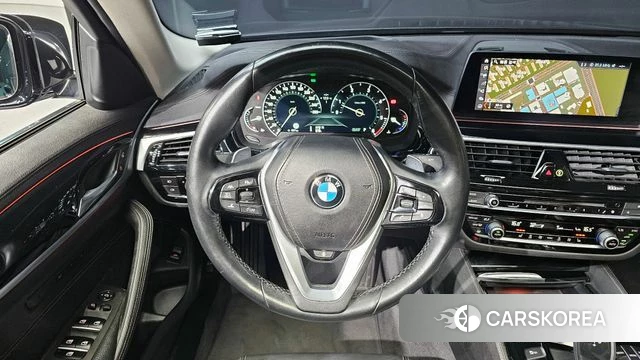 BMW 5 Series (G30) 2019 Черный из Кореи, фото 4