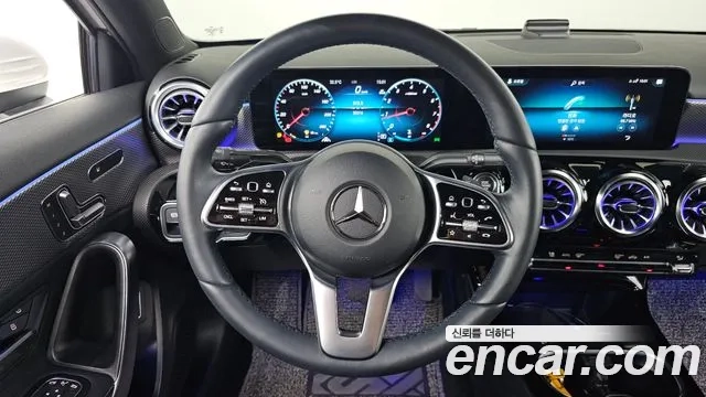 Mercedes-Benz A-Class W177 2022 Белый из Кореи, фото 4