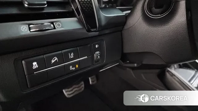 Ssangyong The New Rexton Sports Cannes 2021 Темно-зеленый из Кореи, фото 4